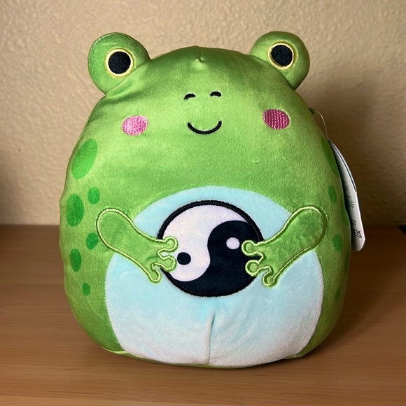 Set Di 2 Peluche Squishmallows Kellytoy Blacklight: Rana Wamina E Ape Soleggiata, 8 Pollici